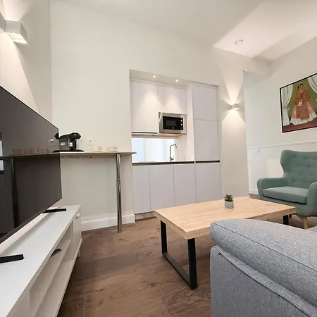 Mk77 Zuloaga アパート