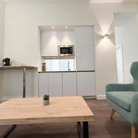 Mk77 Zuloaga アパート レオン