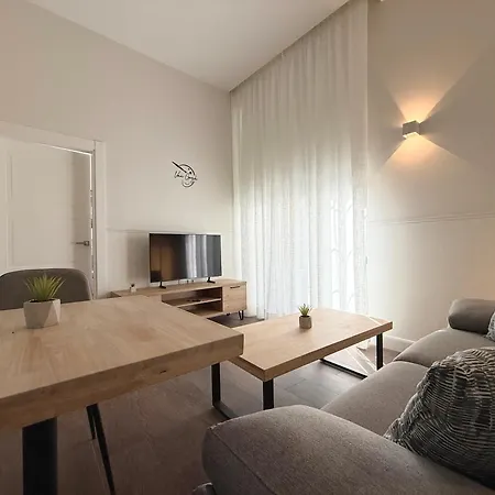 Mk77 Zuloaga アパート *